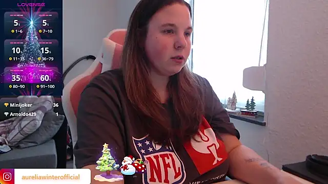 AureliaWinter online show from December 10, 2024, 10:28 am