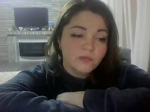 cute  cherry online show from February 21, 2026, 7:37 pm