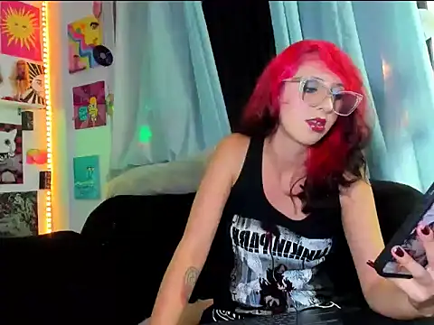 Cherrypieuwu online show from July 12, 2026, 3:52 am