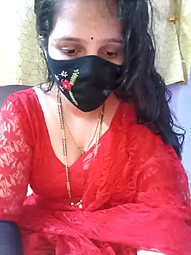 Rising Smiler online show from October 31, 2025, 5:47 pm