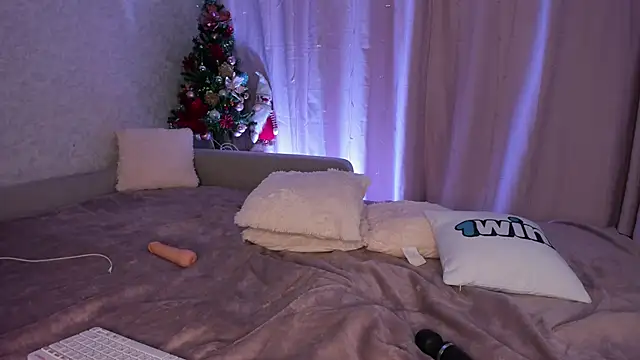 Kitty Ricky online show from January 4, 2025, 8:16 pm