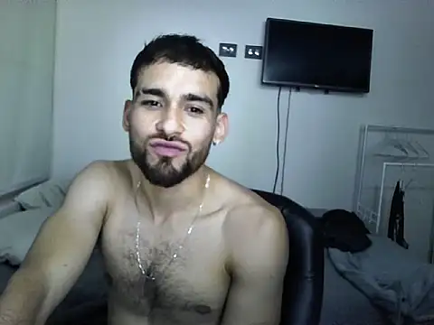 Snapshot of Emanuell__ chatting on October 13, 2025, 11:49 pm Emanuell online show from October 13, 2025, 11:49 pm