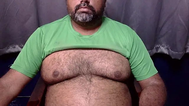hairysubcub 70 online show from February 24, 2026, 7:17 am