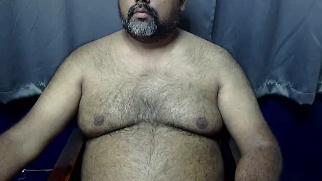 Snapshot of hairysubcub_70 chatting on April 19, 2026, 7:07 am hairysubcub 70 online show from April 19, 2026, 7:07 am