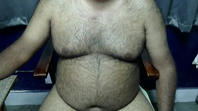 Snapshot of hairysubcub_70 chatting on April 25, 2026, 1:41 pm hairysubcub 70 online show from April 25, 2026, 1:41 pm