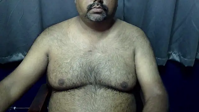 Snapshot of hairysubcub_70 chatting on April 28, 2026, 6:07 am hairysubcub 70 online show from April 28, 2026, 6:07 am