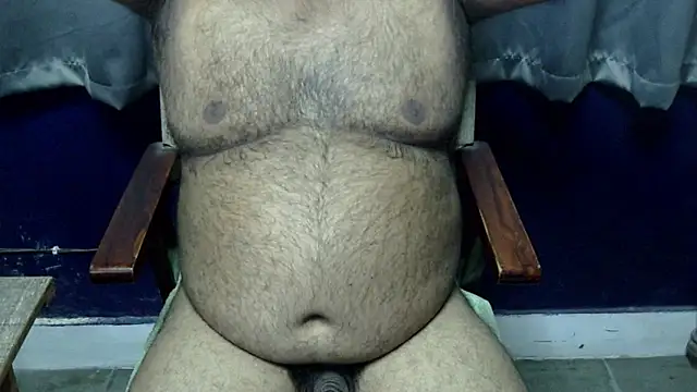 Snapshot of hairysubcub_70 chatting on April 28, 2026, 6:13 pm hairysubcub 70 online show from April 28, 2026, 6:13 pm