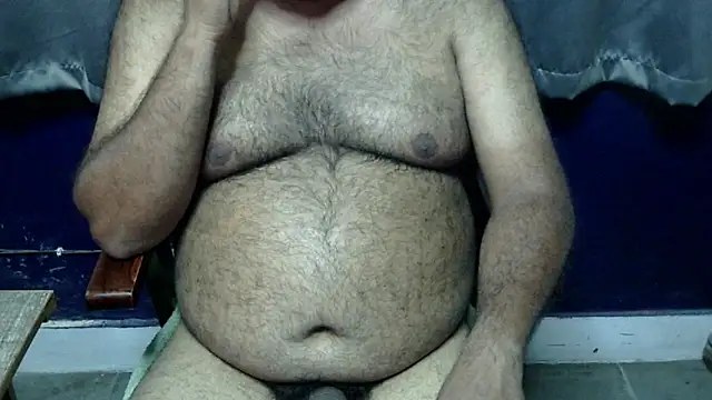 Snapshot of hairysubcub_70 chatting on May 8, 2026, 7:03 am hairysubcub 70 online show from May 8, 2026, 7:03 am