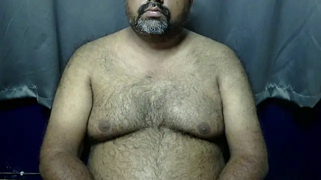 Snapshot of hairysubcub_70 chatting on May 10, 2026, 3:23 am hairysubcub 70 online show from May 10, 2026, 3:23 am