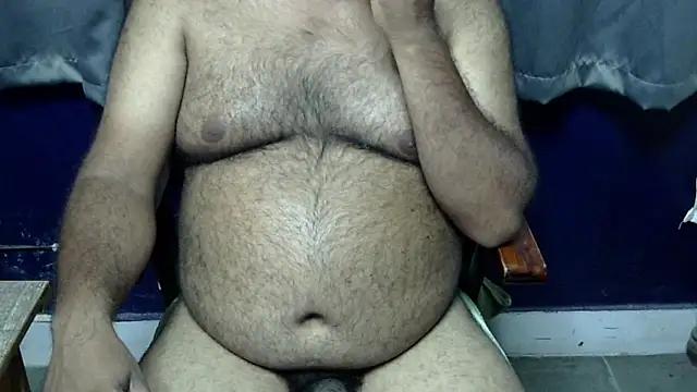 Snapshot of hairysubcub_70 chatting on May 16, 2026, 6:32 am hairysubcub 70 online show from May 16, 2026, 6:32 am
