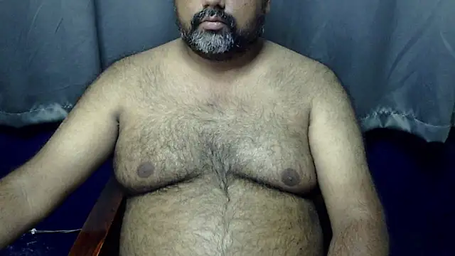 Snapshot of hairysubcub_70 chatting on May 21, 2026, 7:37 am hairysubcub 70 online show from May 21, 2026, 7:37 am