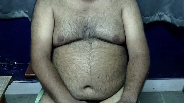 Snapshot of hairysubcub_70 chatting on May 28, 2026, 9:06 am hairysubcub 70 online show from May 28, 2026, 9:06 am