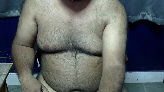 Snapshot of hairysubcub_70 chatting on May 31, 2026, 6:09 pm hairysubcub 70 online show from May 31, 2026, 6:09 pm