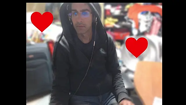 Snapshot of Gsmile1 chatting on February 11, 2025, 8:42 pm Gsmile1 online show from February 11, 2025, 8:42 pm