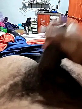 Gerardo31017 online show from November 18, 2025, 9:08 pm