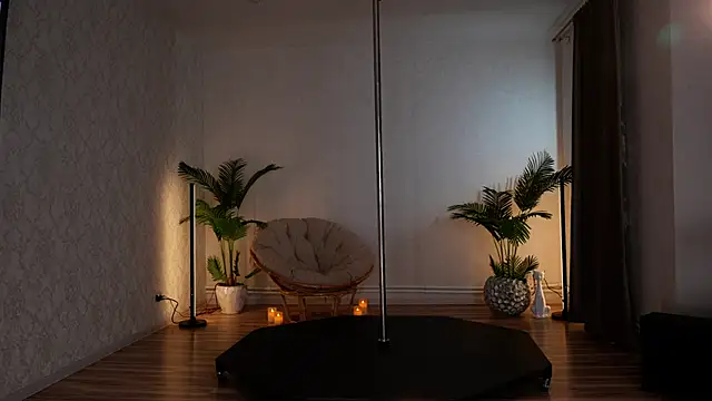 KittyCaitlin online show from March 23, 2026, 8:57 pm