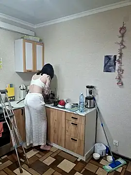 LazyTanukii online show from March 27, 2026, 6:30 am