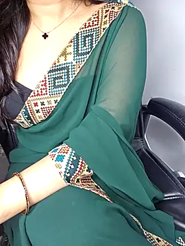 Snapshot of aliyaah_singh chatting on September 20, 2025, 5:14 pm aliyaah singh online show from September 20, 2025, 5:14 pm