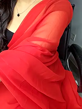 Snapshot of aliyaah_singh chatting on September 24, 2025, 5:27 pm aliyaah singh online show from September 24, 2025, 5:27 pm