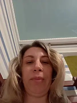 MissisMilk online show from June 17, 2026, 2:40 pm