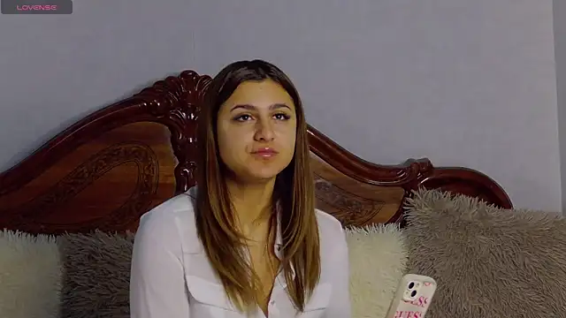 NicolePlay online show from December 19, 2025, 6:09 am