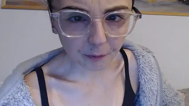 Snapshot of cleophee chatting on February 10, 2026, 6:50 am cleophee online show from February 10, 2026, 6:50 am