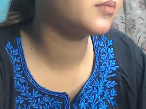 NancyRuvi online show from November 9, 2025, 4:49 pm