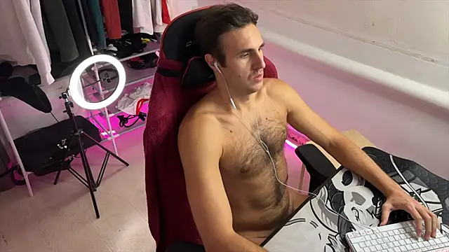 Raamoss online show from October 15, 2025, 10:43 pm