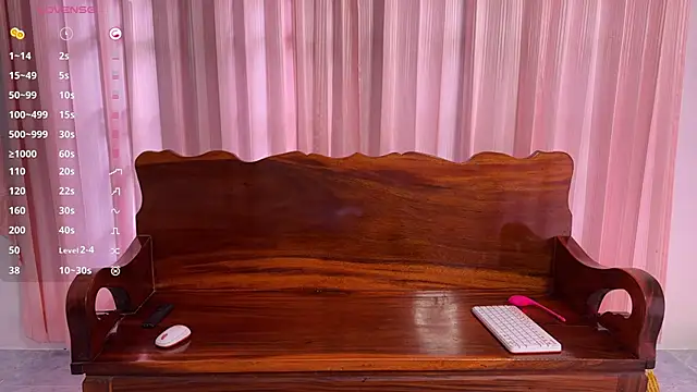 Raamoss online show from November 21, 2025, 8:13 am