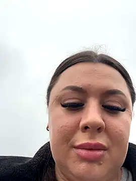 Sara Slow online show from December 21, 2025, 12:45 pm