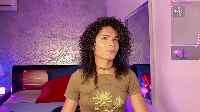 vennus1  online show from October 30, 2025, 5:57 pm