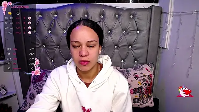 LAILAGUMMY online show from January 18, 2025, 4:31 pm