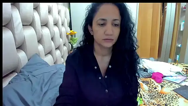 alaskmiller1 online show from February 4, 2025, 12:51 am