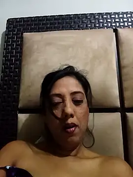 Mahi4luv online show from March 23, 2026, 10:36 pm