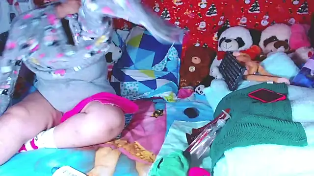 estrellita fugaz16x online show from March 28, 2026, 4:12 am