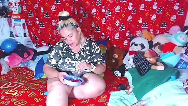 Snapshot of estrellita_fugaz16x chatting on May 2, 2026, 3:55 am estrellita fugaz16x online show from May 2, 2026, 3:55 am