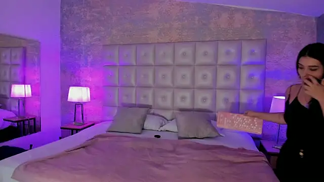 Maddysex  online show from November 4, 2025, 12:15 pm