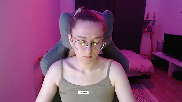 AnabelFrel online show from October 16, 2025, 12:11 am