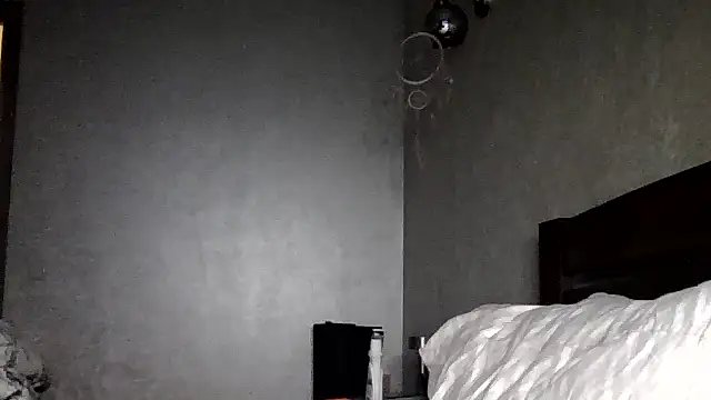 JulianaGold1 online show from March 20, 2026, 4:23 pm