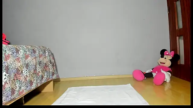 Snapshot of AnneQueen chatting on February 7, 2025, 10:29 am AnneQueen online show from February 7, 2025, 10:29 am