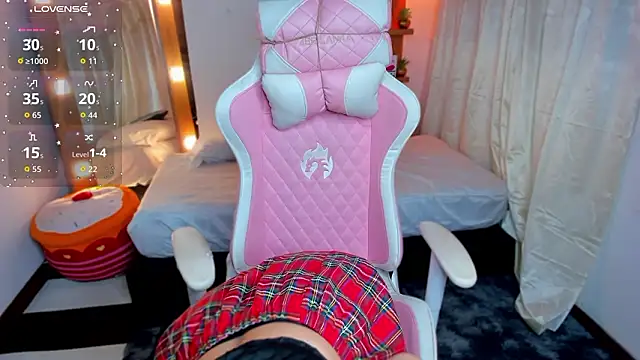 jenndy lockhart online show from February 13, 2026, 3:24 am