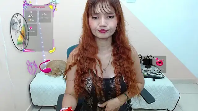 miss tinnymafe online show from September 27, 2025, 4:06 am