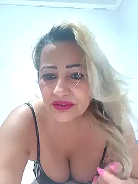 vivifernades online show from November 7, 2025, 10:04 am