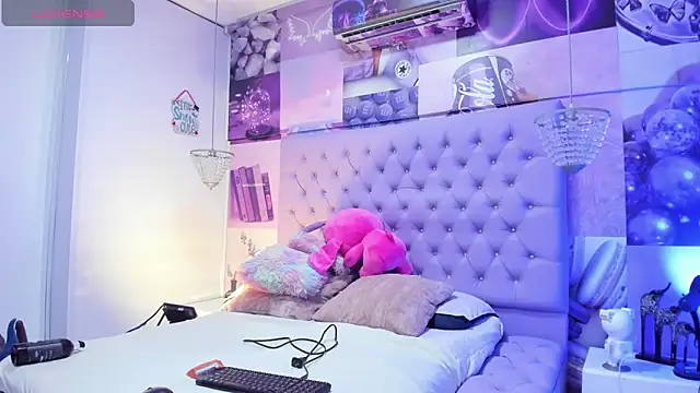 Vivi prinncess online show from March 5, 2025, 2:36 am