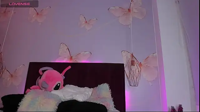 Vivi prinncess online show from March 13, 2026, 12:28 am