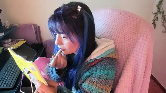 Sammysammy  online show from October 20, 2025, 7:20 am