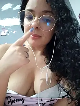 NinaSweet2 online show from March 8, 2025, 4:01 am