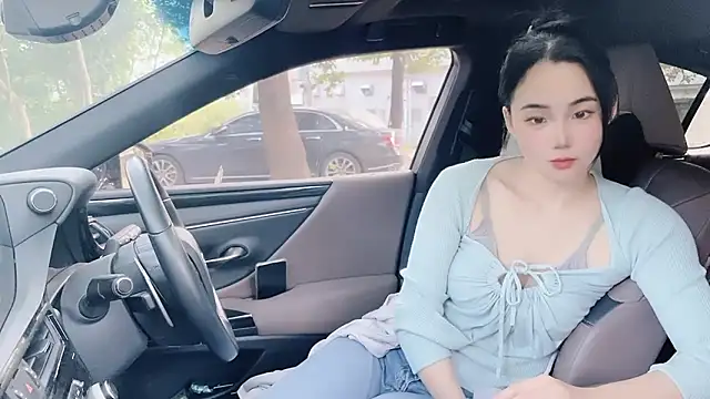 Snapshot of orla2021 chatting on December 7, 2024, 12:41 am orla2021 online show from December 7, 2024, 12:41 am