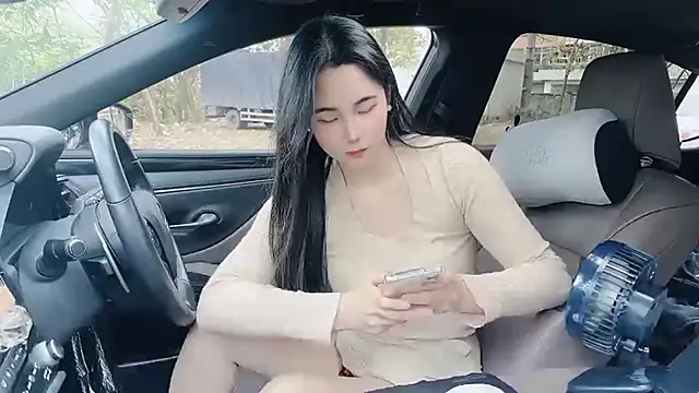 Snapshot of orla2021 chatting on February 24, 2025, 2:08 am orla2021 online show from February 24, 2025, 2:08 am