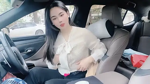 Snapshot of orla2021 chatting on February 27, 2025, 1:27 am orla2021 online show from February 27, 2025, 1:27 am